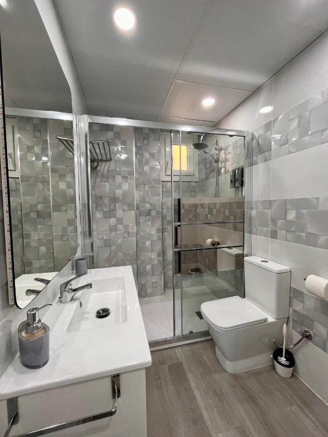 Maximilian Dreams 2 Apartment Мадрид Екстериор снимка